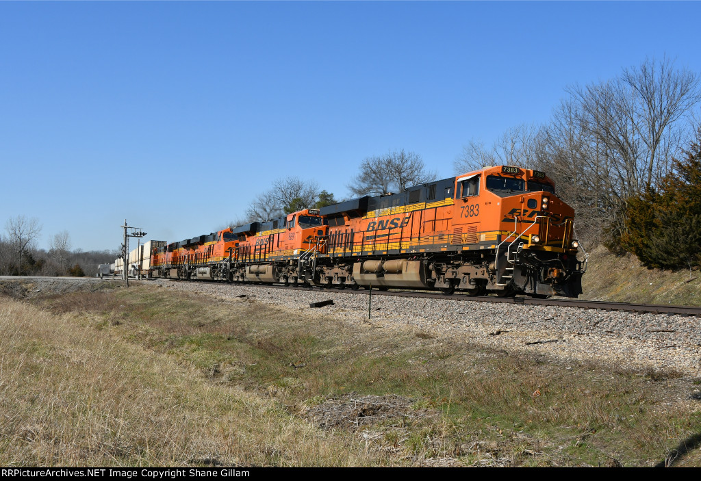 BNSF 7383